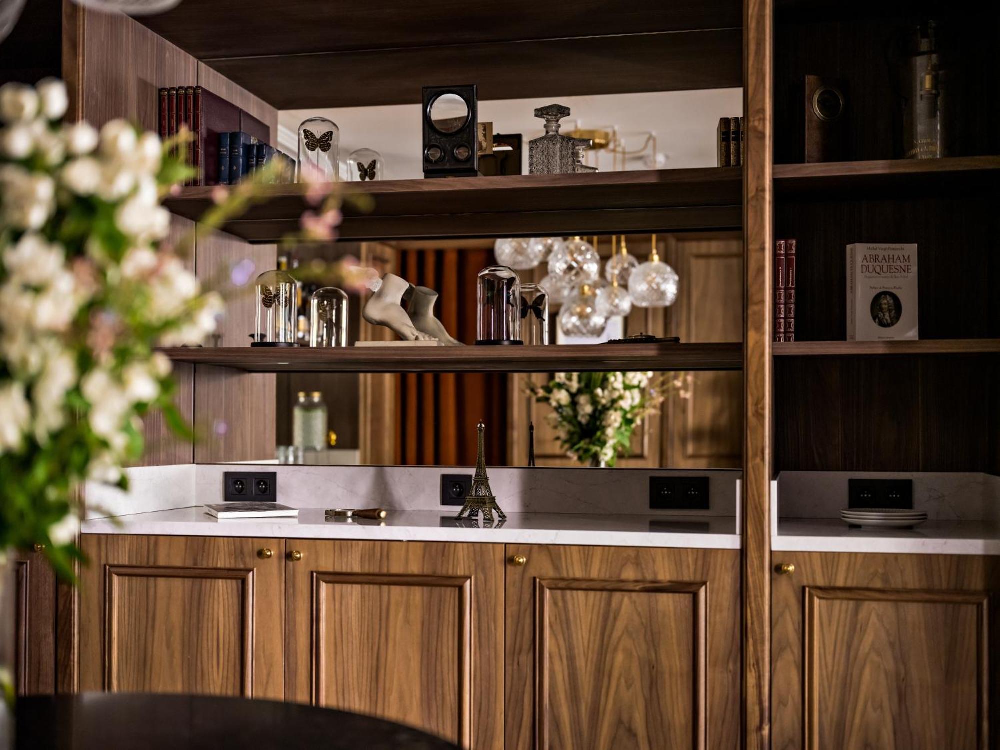 Duquesne Eiffel Hotel