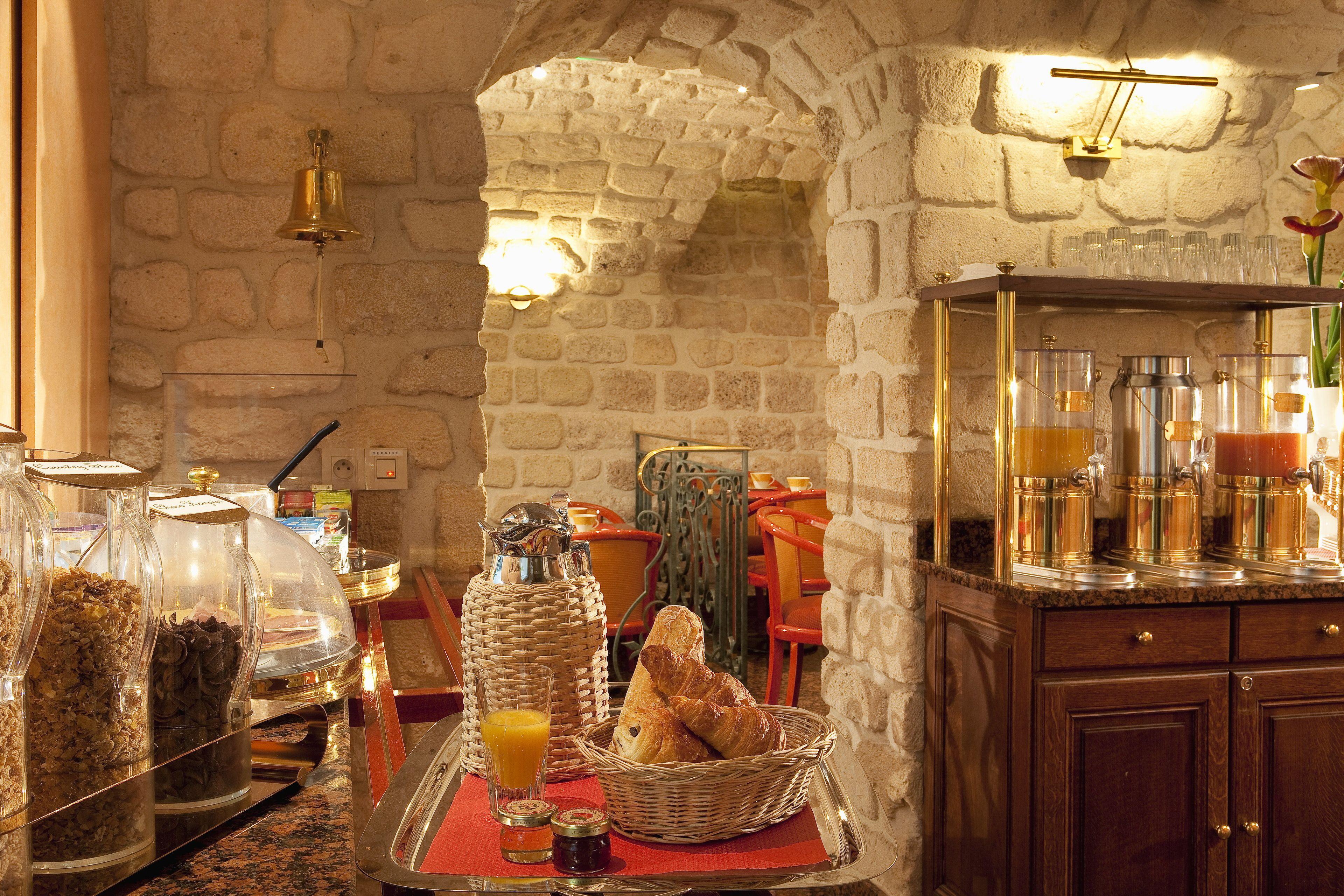 Hotel Duquesne Eiffel Paris